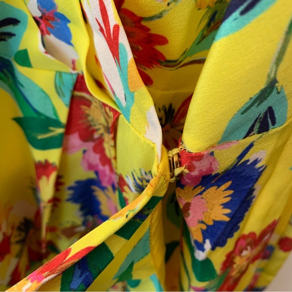 Kate Spade Cathleen Yellow V-Neck Floral Wrap Dress - Picture 8 of 11